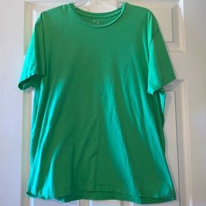 Men’s Gap tshirt